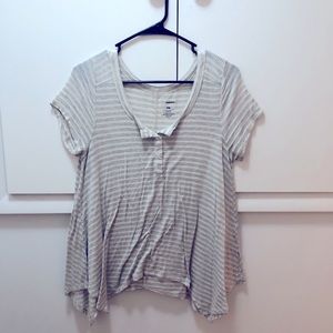 Short sleeve cream and white stripped t shirt